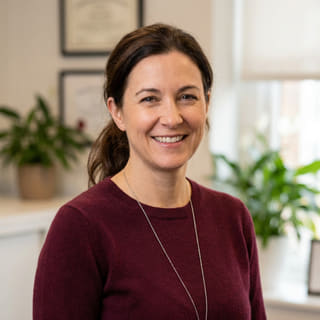 Image de profil de Laura Bennett, présentée en tant que responsable des standards de la plateforme chez Source Ganançoire